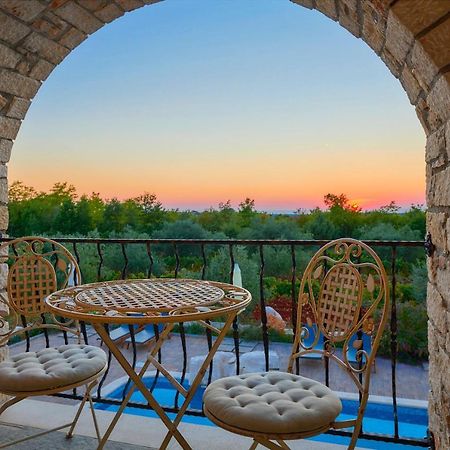 Villa Relax House Surrounded By Olives And Vineyard à Stifanići Extérieur photo