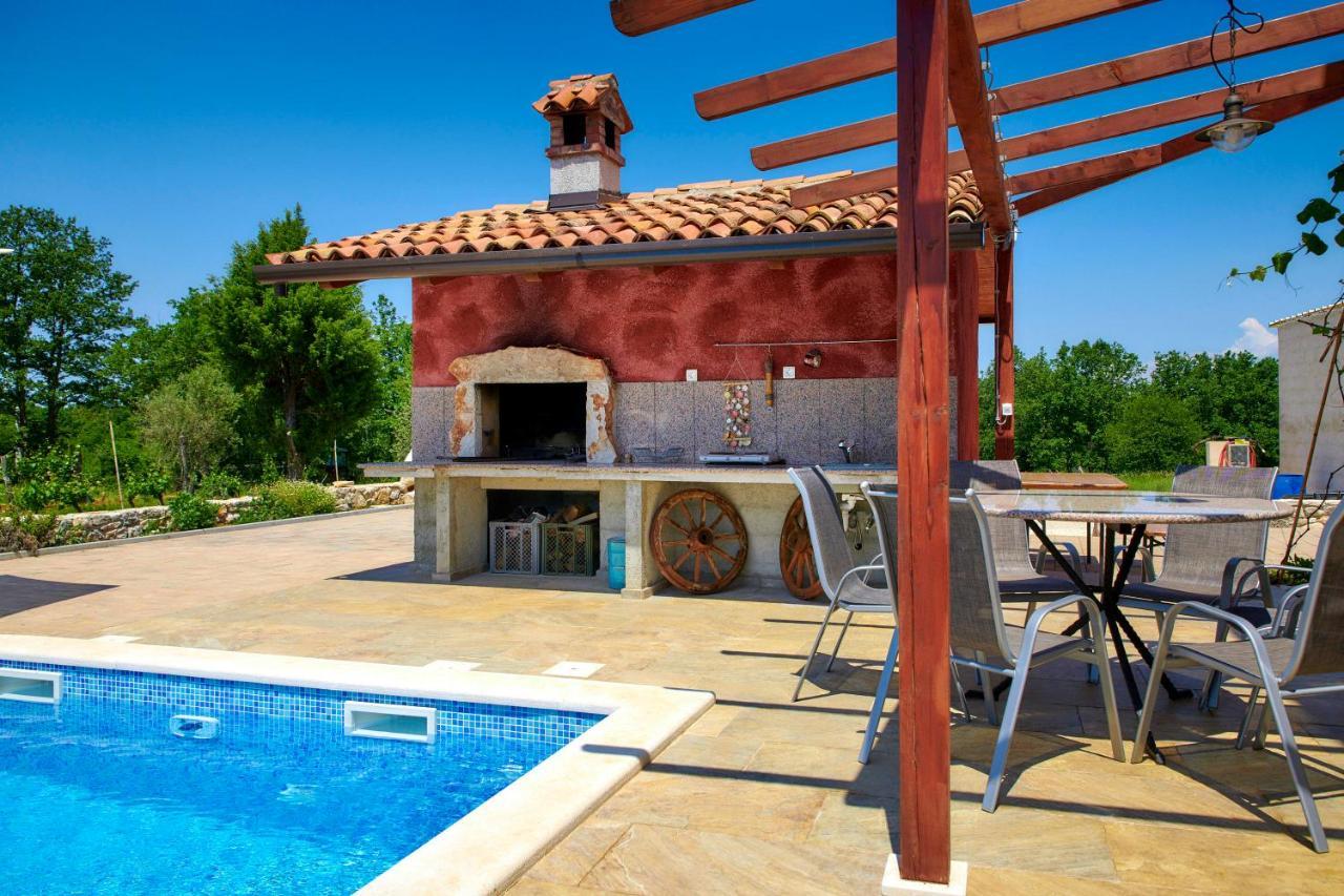 Villa Relax House Surrounded By Olives And Vineyard à Stifanići Extérieur photo