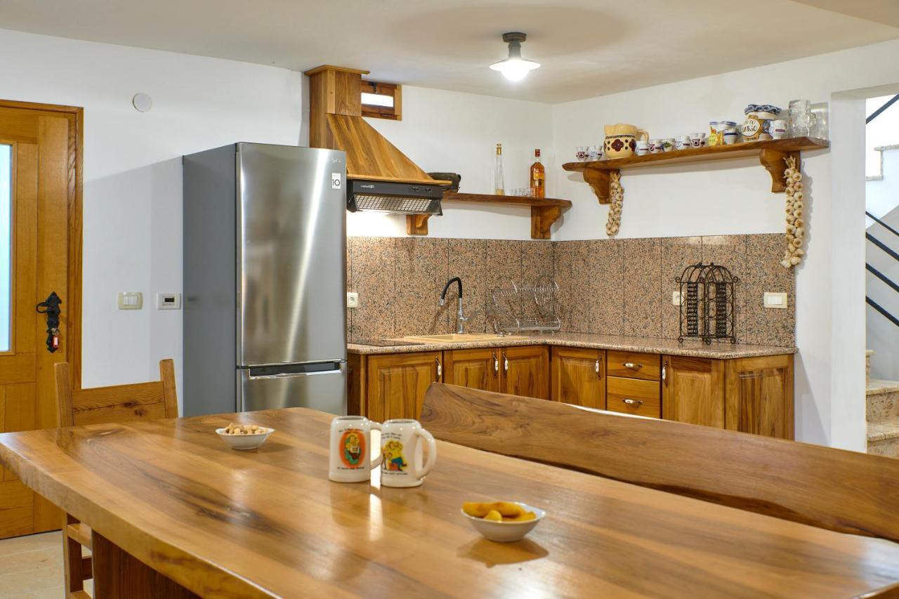 Villa Relax House Surrounded By Olives And Vineyard à Stifanići Extérieur photo